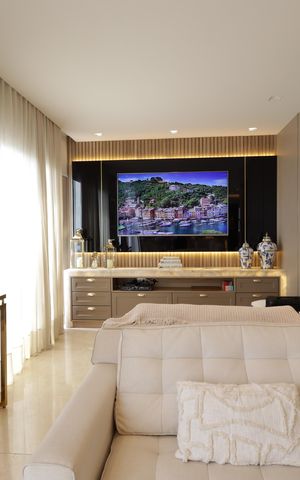 Apartamento para alugar com 180m², 2 quartos e 3 vagasSala