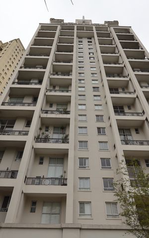 Apartamento para alugar com 180m², 2 quartos e 3 vagasFachada