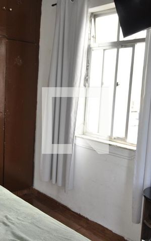 Apartamento para alugar com 77m², 2 quartos e sem vaga
