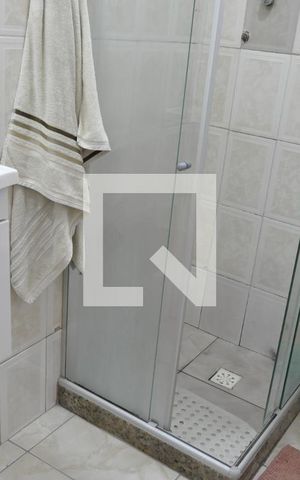 Apartamento para alugar com 77m², 2 quartos e sem vaga
