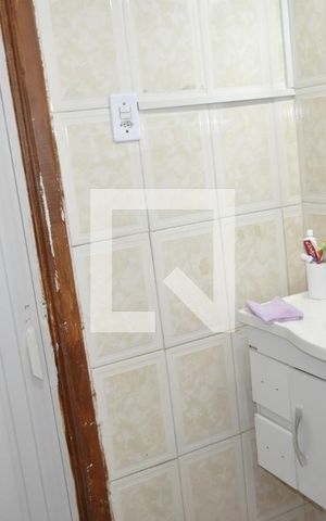 Apartamento para alugar com 77m², 2 quartos e sem vaga