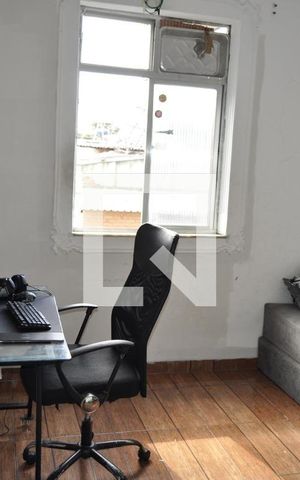 Apartamento para alugar com 77m², 2 quartos e sem vaga