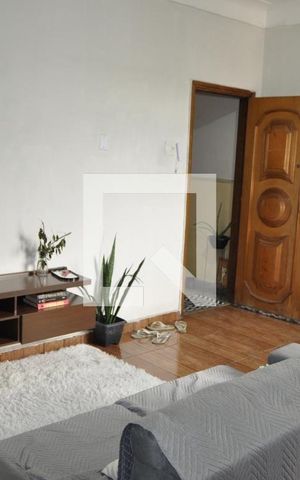 Apartamento para alugar com 77m², 2 quartos e sem vaga