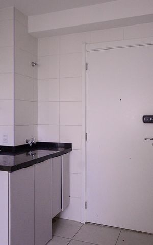 Apartamento à venda com 33m², 2 quartos e sem vaga Apartamento à venda com 33m², 2 quartos e sem vagaSala/Cozinha