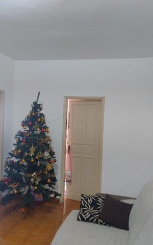 Casa à venda com 201m², 3 quartos e 3 vagas Casa à venda com 201m², 3 quartos e 3 vagasSala