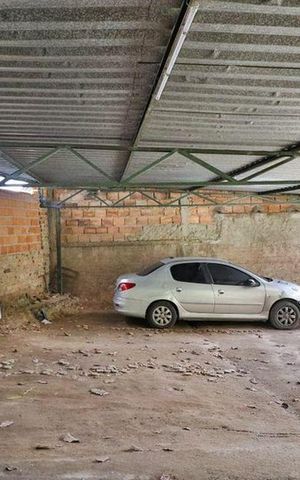 Casa à venda com 201m², 3 quartos e 3 vagas Casa à venda com 201m², 3 quartos e 3 vagasÁrea comum