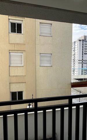 Apartamento à venda com 42m², 2 quartos e sem vaga Apartamento à venda com 42m², 2 quartos e sem vagaVaranda