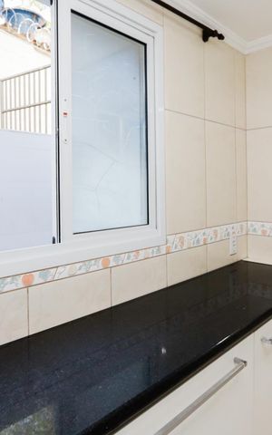 Casa de condomínio à venda com 128m², 3 quartos e 2 vagas Casa de condomínio à venda com 128m², 3 quartos e 2 vagasCozinha