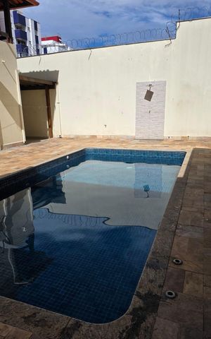 Casa para alugar com 270m², 3 quartos e 4 vagas Casa para alugar com 270m², 3 quartos e 4 vagasPiscina