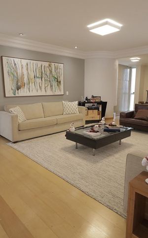 Apartamento à venda com 272m², 4 quartos e 3 vagas Apartamento à venda com 272m², 4 quartos e 3 vagasSala