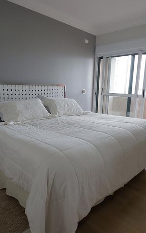 Apartamento à venda com 272m², 4 quartos e 3 vagas Apartamento à venda com 272m², 4 quartos e 3 vagasQuarto Suíte 2