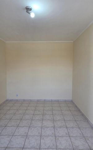 Casa para alugar com 98m², 2 quartos e 2 vagas Casa para alugar com 98m², 2 quartos e 2 vagasQuarto