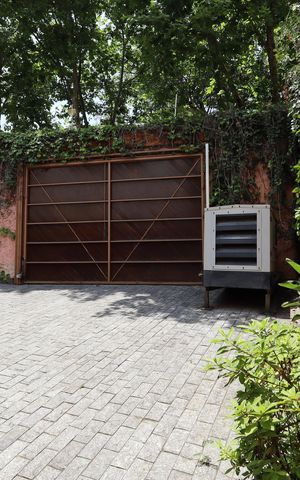 Casa à venda com 715m², 4 quartos e 8 vagasGaragem
