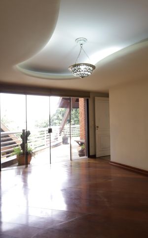 Casa à venda com 715m², 4 quartos e 8 vagasSala de Jantar