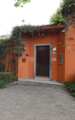 Casa à venda com 715m², 4 quartos e 8 vagasFachada