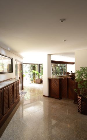 Casa à venda com 715m², 4 quartos e 8 vagasÁrea comum - Salão de festas