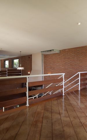 Casa à venda com 715m², 4 quartos e 8 vagasCorredor