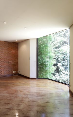 Casa à venda com 715m², 4 quartos e 8 vagasCorredor