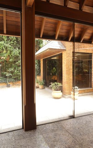 Casa à venda com 715m², 4 quartos e 8 vagasVaranda da Sala