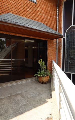 Casa à venda com 715m², 4 quartos e 8 vagasVaranda da Sala