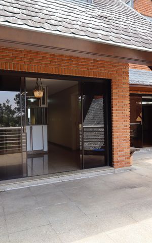 Casa à venda com 715m², 4 quartos e 8 vagasVaranda da Sala de Jantar