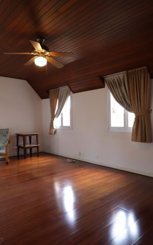 Casa à venda com 715m², 4 quartos e 8 vagasSuíte 1