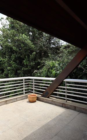Casa à venda com 715m², 4 quartos e 8 vagasVaranda da Sala de Jantar