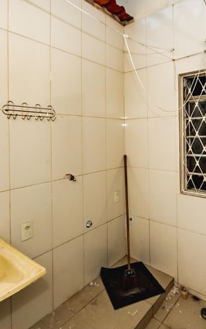Casa à venda com 110m², 5 quartos e 1 vagaÁrea de Serviço