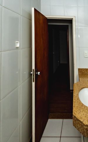 Casa à venda com 110m², 5 quartos e 1 vagaBanheiro da Suíte 2