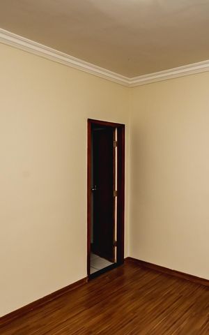 Casa à venda com 110m², 5 quartos e 1 vagaQuarto 3