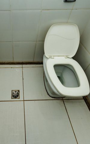 Casa à venda com 110m², 5 quartos e 1 vagaBanheiro de serviço