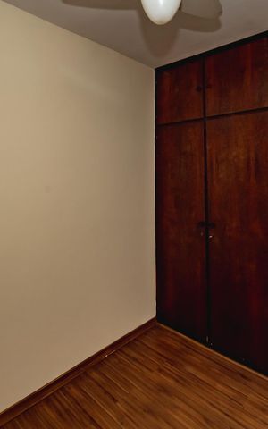 Casa à venda com 110m², 5 quartos e 1 vagaSuíte