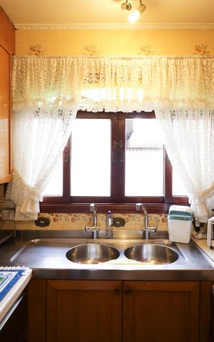 Casa à venda com 470m², 4 quartos e 7 vagas Casa à venda com 470m², 4 quartos e 7 vagasCozinha