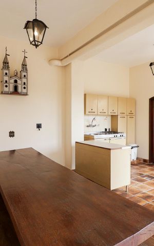 Casa à venda com 470m², 4 quartos e 7 vagas Casa à venda com 470m², 4 quartos e 7 vagasChurrasqueira