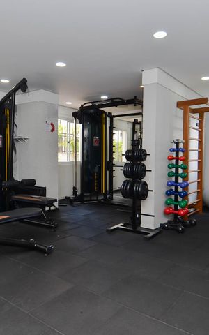 Apartamento à venda com 127m², 2 quartos e 2 vagas Apartamento à venda com 127m², 2 quartos e 2 vagasAcademia