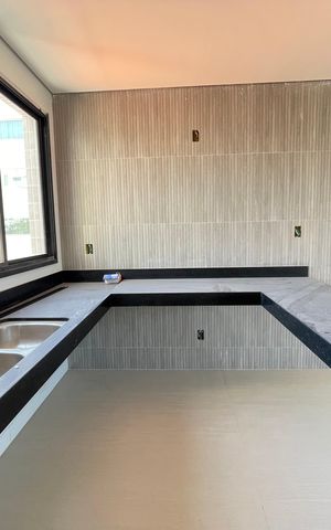 Apartamento à venda com 101m², 4 quartos e 3 vagasCozinha