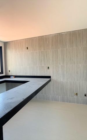 Apartamento à venda com 101m², 4 quartos e 3 vagasCozinha