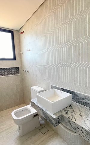 Apartamento à venda com 101m², 4 quartos e 3 vagasBanheiro social