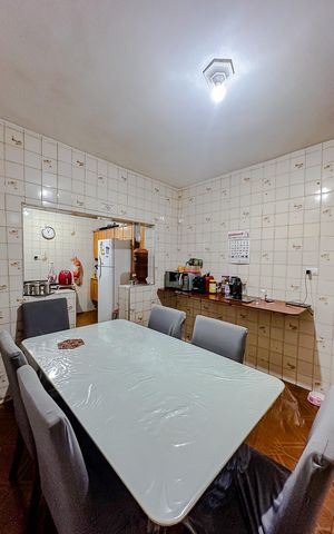 Casa à venda com 195m², 5 quartos e 2 vagasCozinha (Casa 2)