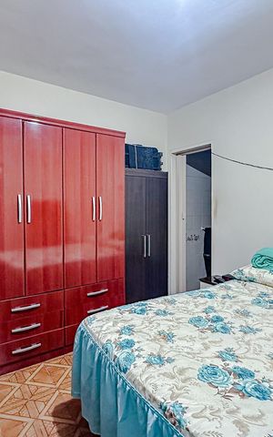 Casa à venda com 195m², 5 quartos e 2 vagasQuarto 3 (Casa 2)