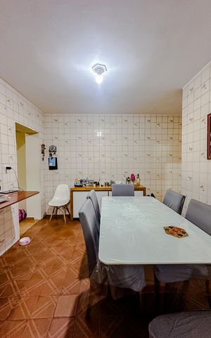 Casa à venda com 195m², 5 quartos e 2 vagasCozinha (Casa 2)