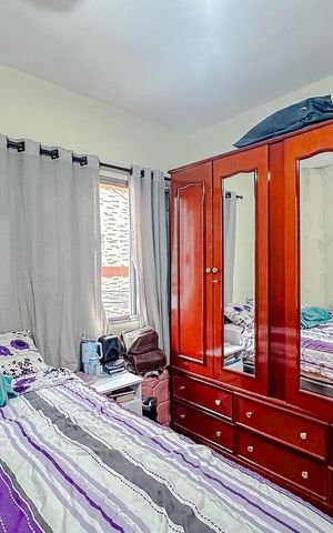 Casa à venda com 195m², 5 quartos e 2 vagasQuarto 2 (Casa 2)