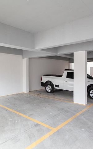 Apartamento à venda com 132m², 2 quartos e 1 vaga Apartamento à venda com 132m², 2 quartos e 1 vagaGaragem