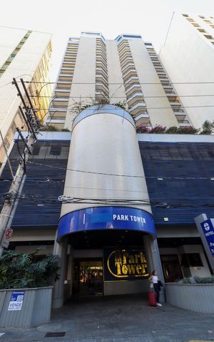 Apartamento para alugar com 45m², 1 quarto e 1 vaga Apartamento para alugar com 45m², 1 quarto e 1 vagaFachada