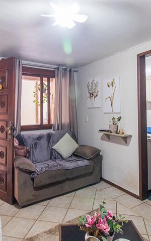 Casa à venda com 300m², 2 quartos e 2 vagasSala