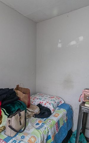 Casa à venda com 300m², 2 quartos e 2 vagasQuarto 2