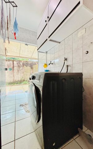 Casa de condomínio para alugar com 282m², 4 quartos e 4 vagas Casa de condomínio para alugar com 282m², 4 quartos e 4 vagasÁrea de serviço