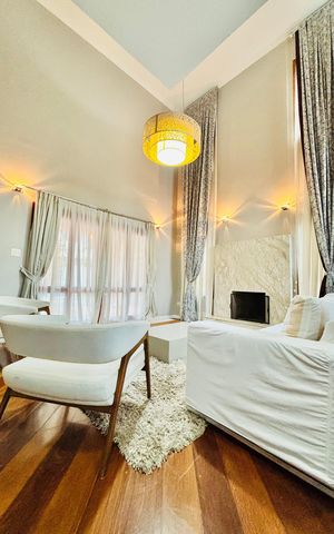 Casa de condomínio para alugar com 282m², 4 quartos e 4 vagas Casa de condomínio para alugar com 282m², 4 quartos e 4 vagasSala 1