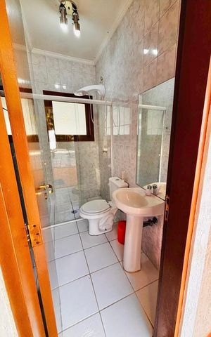 Casa de condomínio para alugar com 282m², 4 quartos e 4 vagas Casa de condomínio para alugar com 282m², 4 quartos e 4 vagasBanheiro Social 2