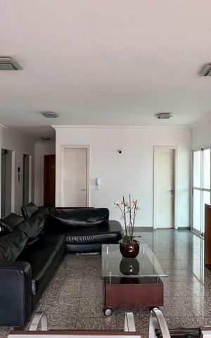 Apartamento à venda com 36m², 1 quarto e 1 vagaÁrea comum